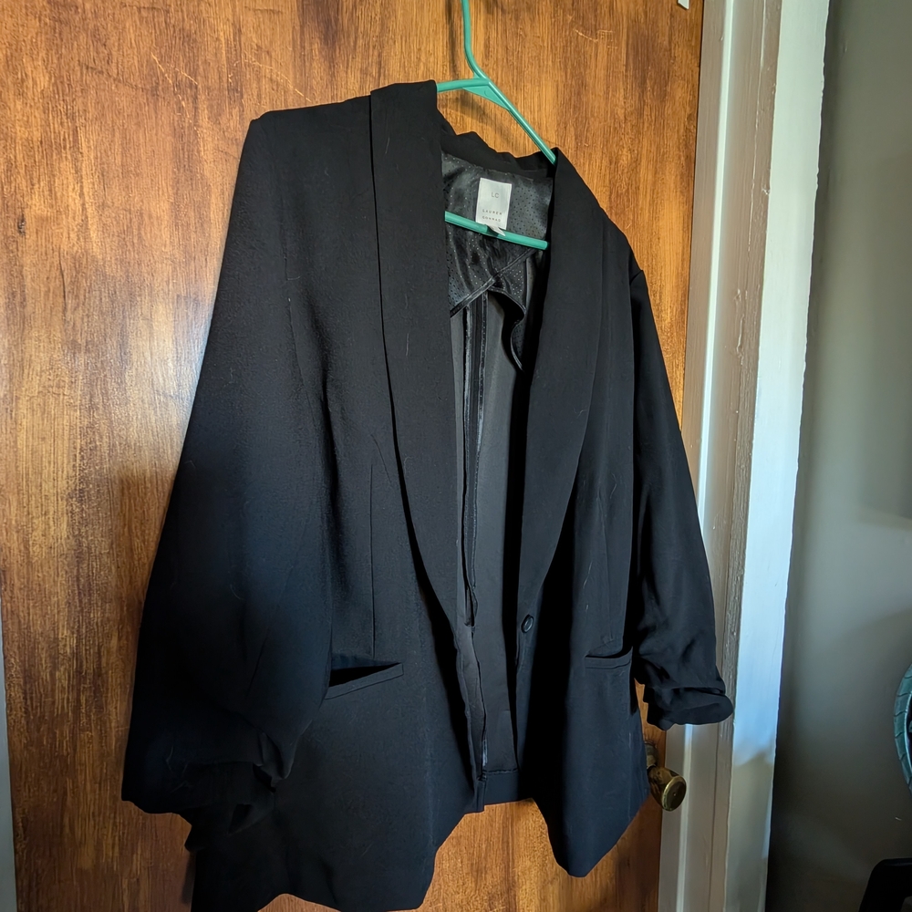 LC Lauren Conrad Women's Classic Black Blazer